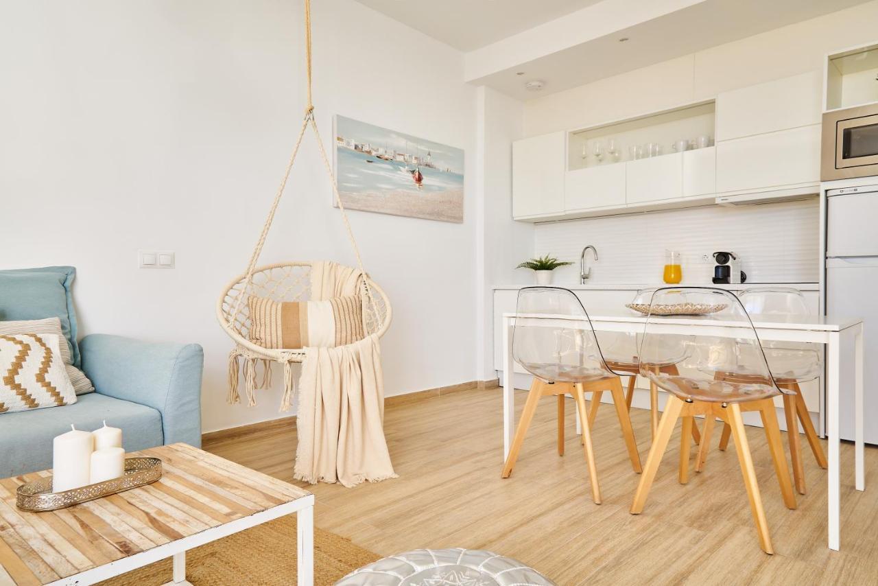 Sunset Beach Charming Apartment With Jacuzzi Торремолінос Екстер'єр фото