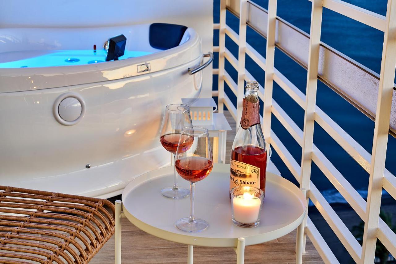 Sunset Beach Charming Apartment With Jacuzzi Торремолінос Екстер'єр фото