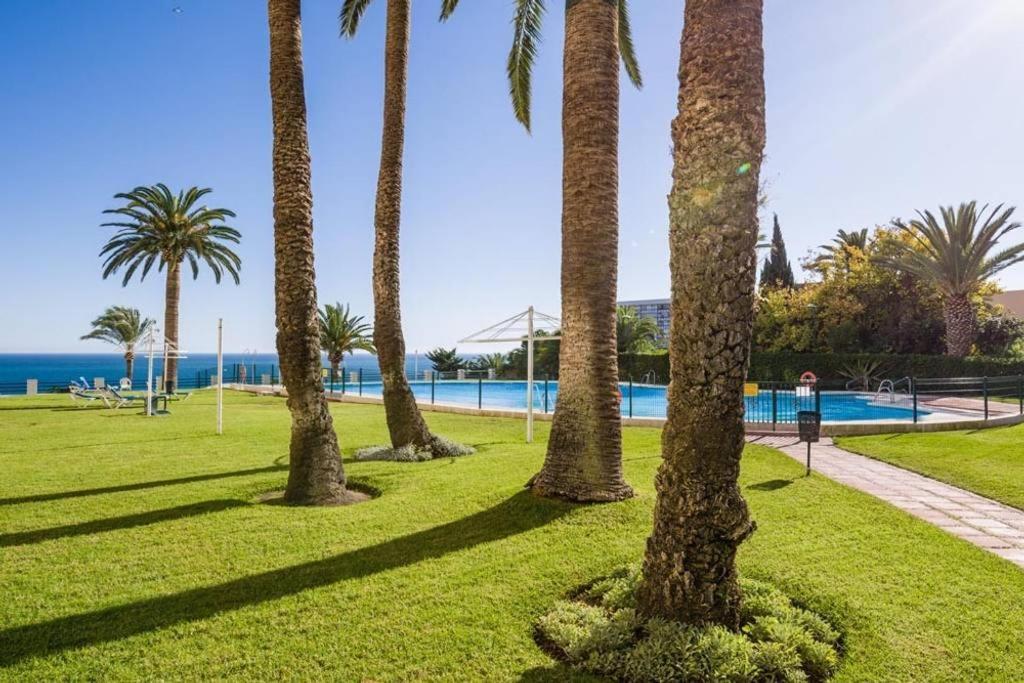 Sunset Beach Charming Apartment With Jacuzzi Торремолінос Екстер'єр фото