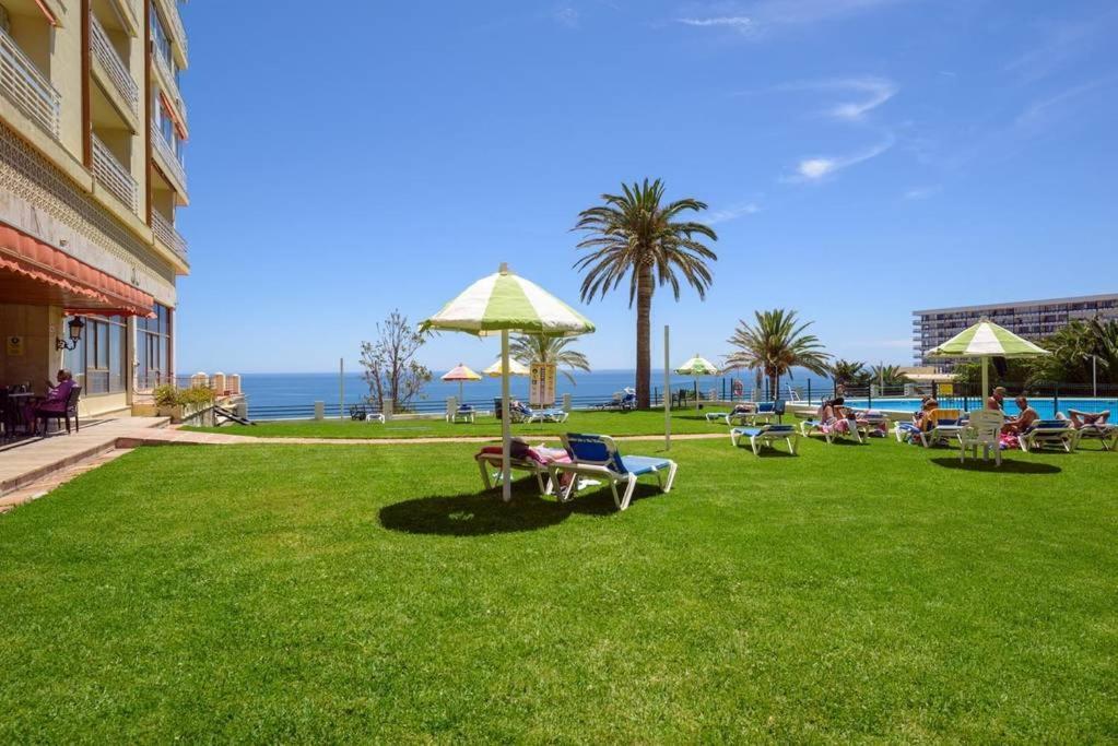 Sunset Beach Charming Apartment With Jacuzzi Торремолінос Екстер'єр фото
